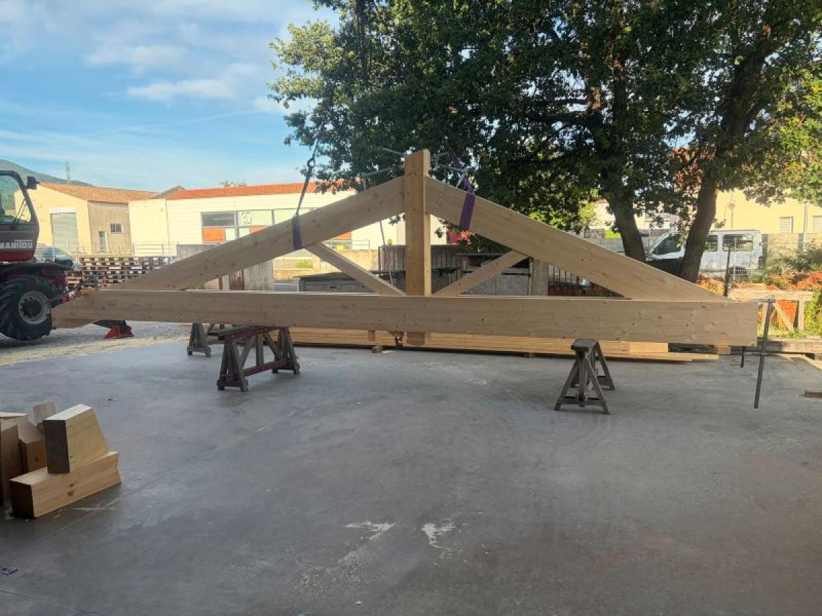 fabrication des différents éléments dans l'atelier