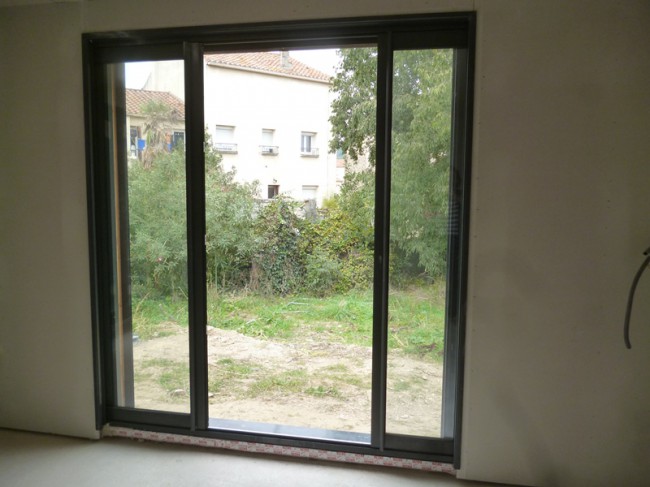 porte-fenêtre à galandage