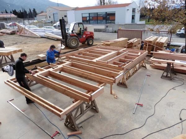 fabrication des murs à l'atelier